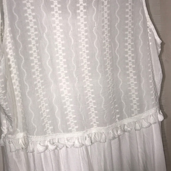 LEE Sleeveless Layering Tank Tassel Detail L - Picture 8 of 9